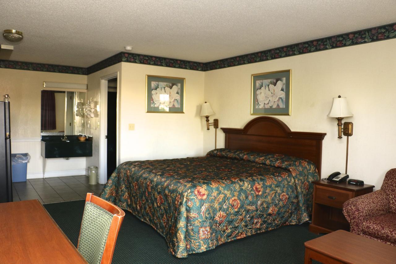 Southern Lodge Orangeburg Bagian luar foto
