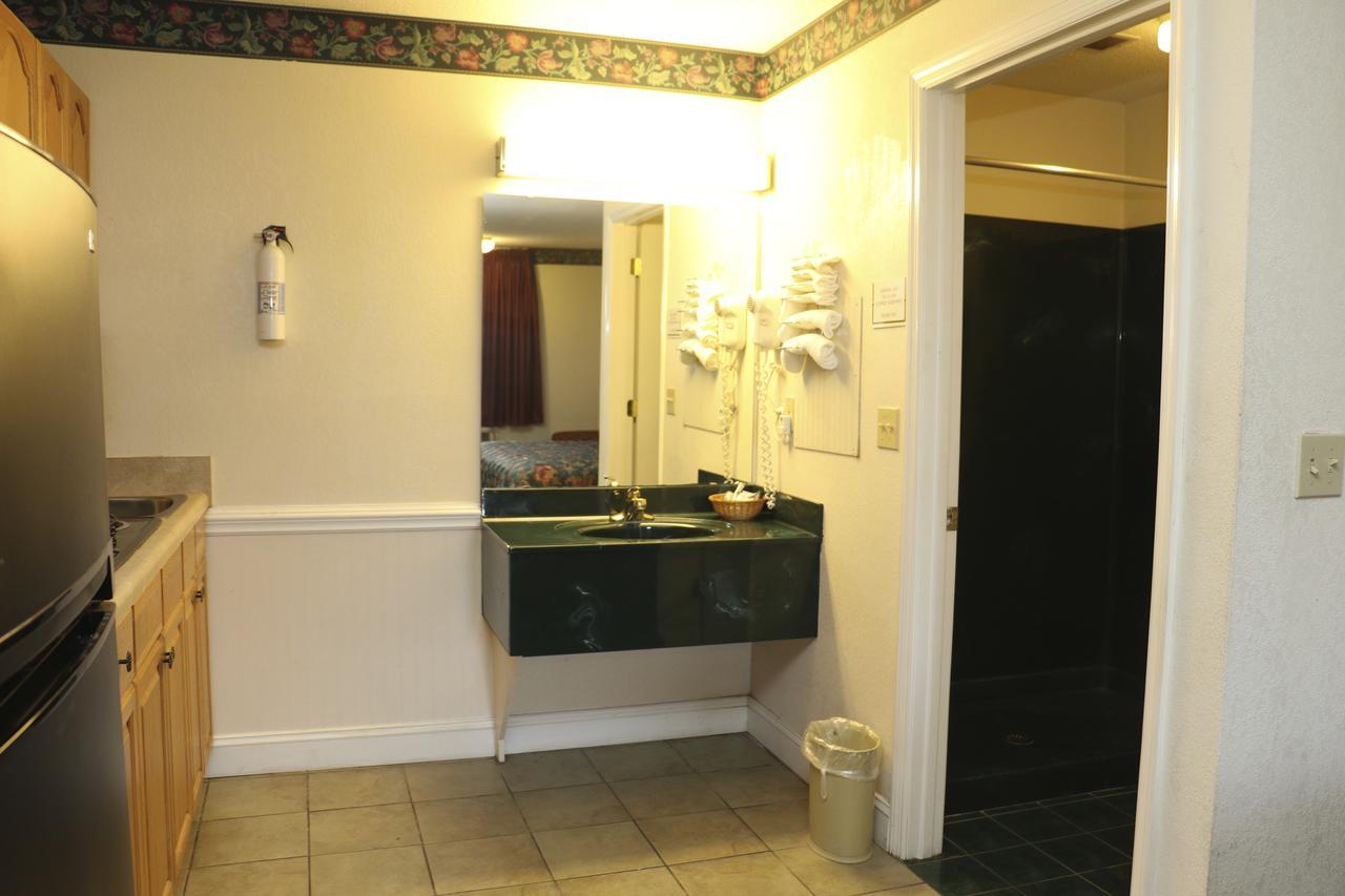 Southern Lodge Orangeburg Bagian luar foto