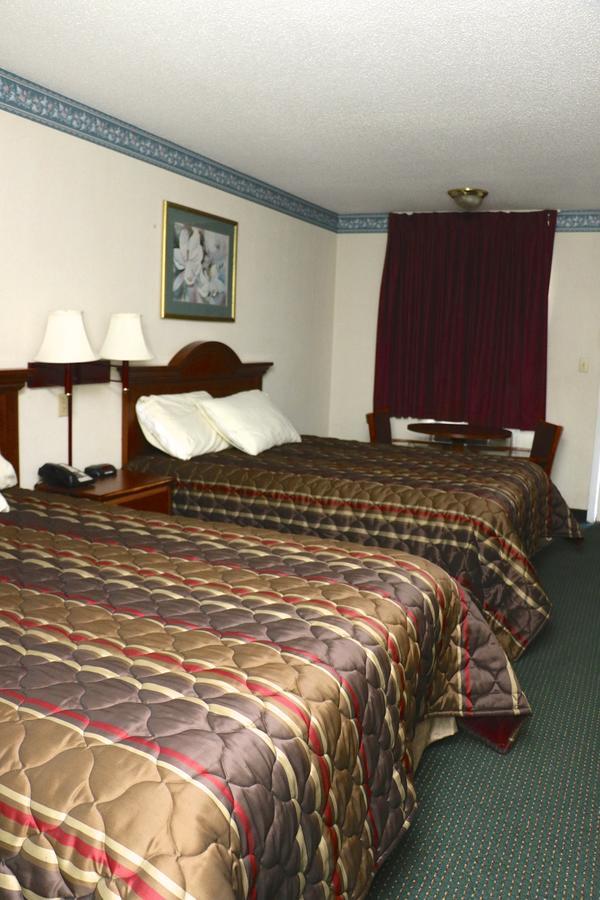 Southern Lodge Orangeburg Bagian luar foto