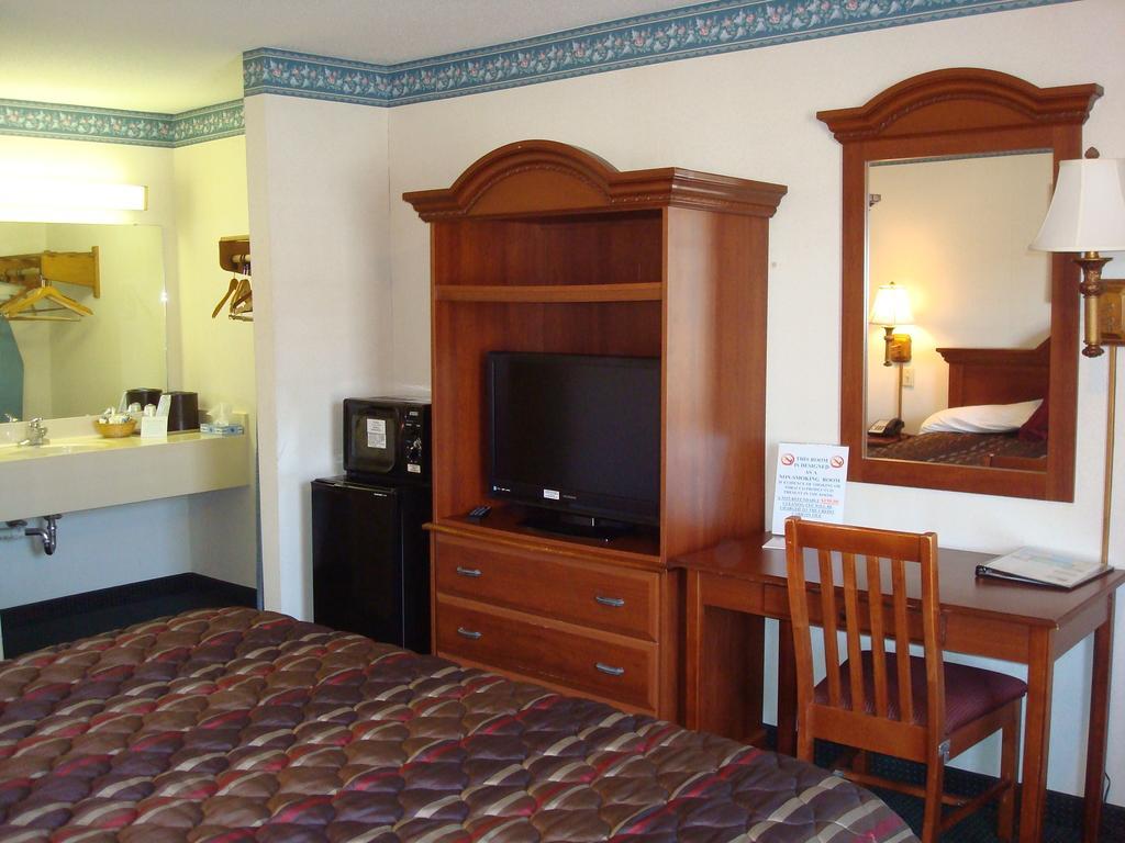 Southern Lodge Orangeburg Bagian luar foto