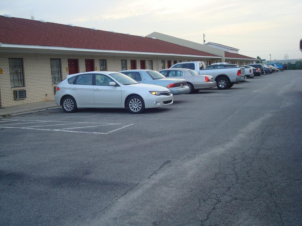 Southern Lodge Orangeburg Bagian luar foto